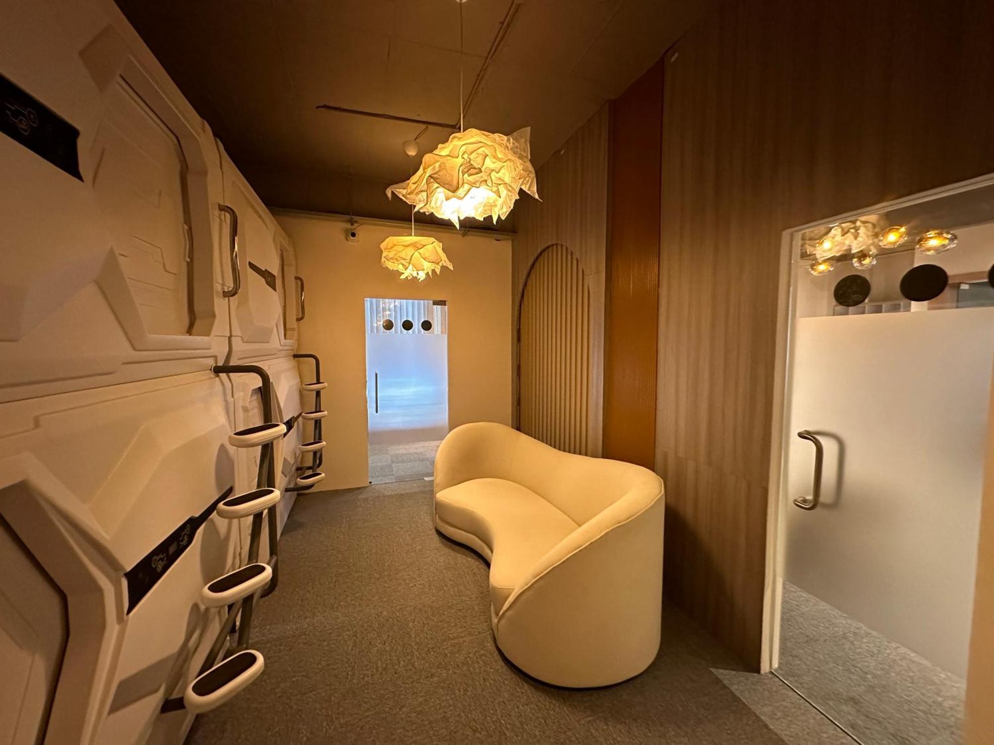 Blr Pods Hotell Bangalore Eksteriør bilde
