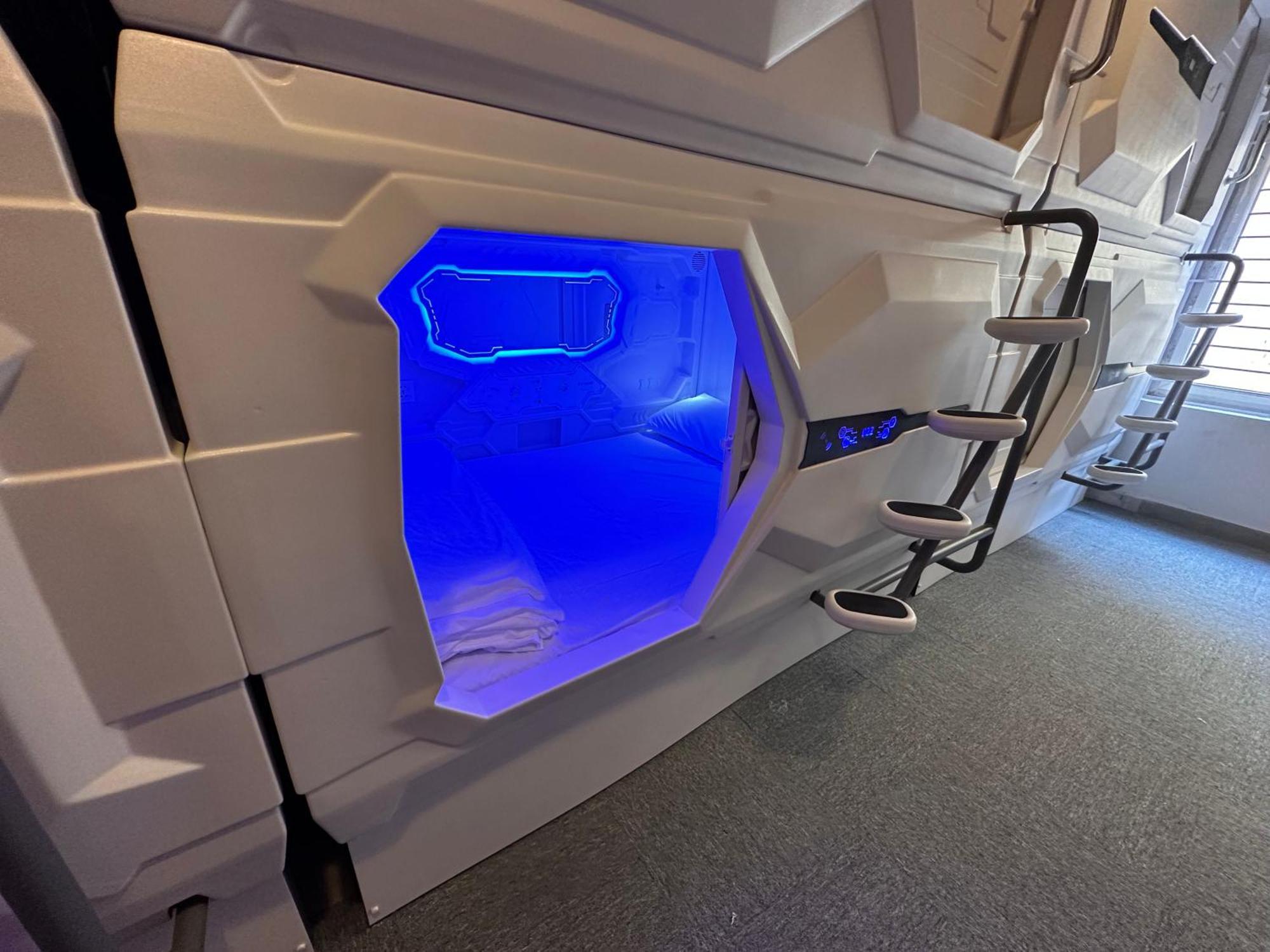 Blr Pods Hotell Bangalore Eksteriør bilde