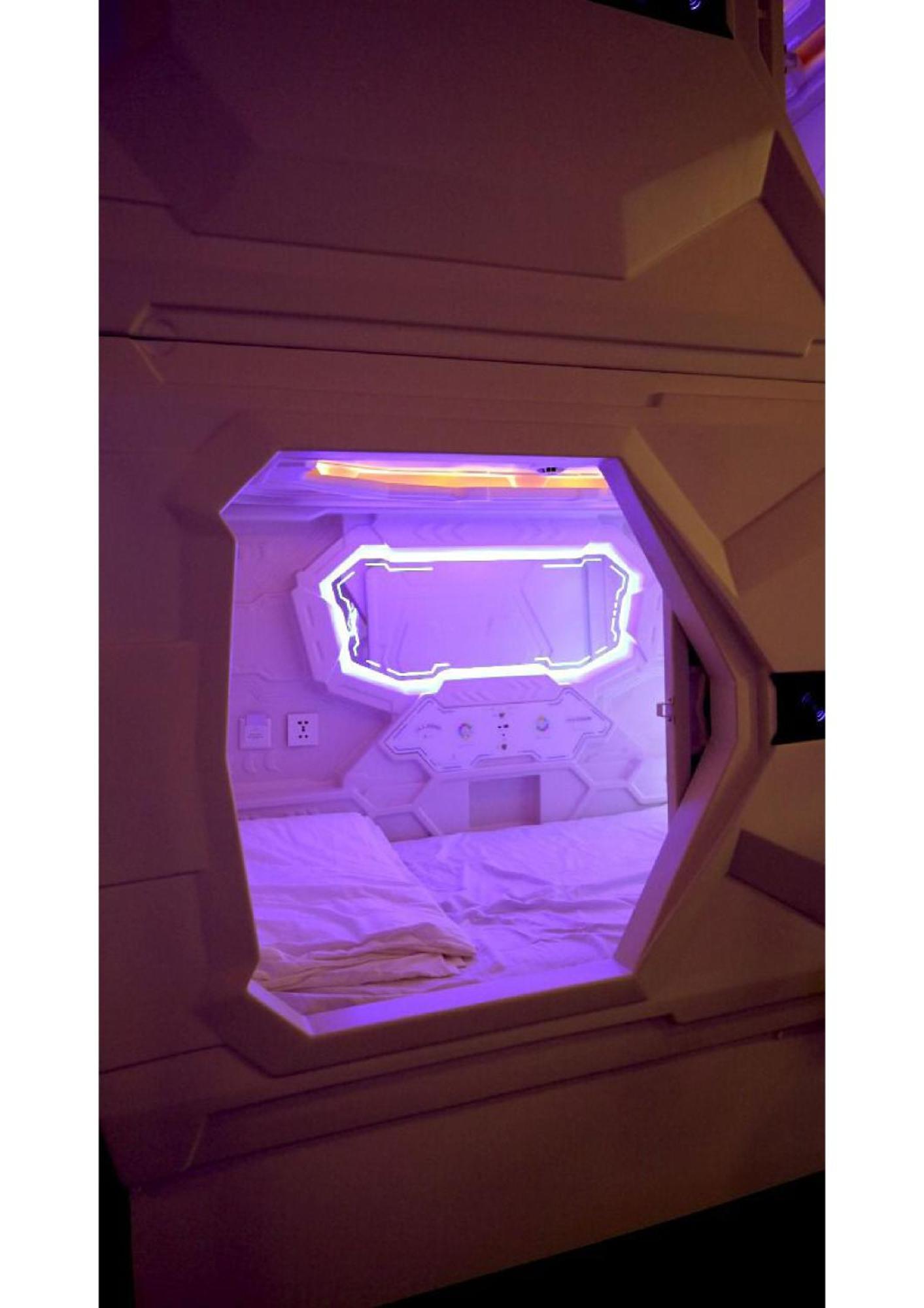 Blr Pods Hotell Bangalore Eksteriør bilde